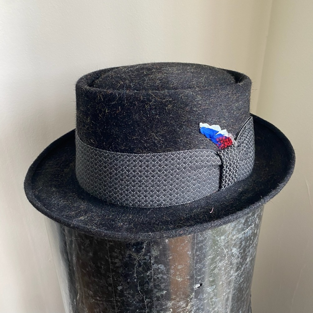 Vintage Excellent Condition Speckled Felt Fedora Hat